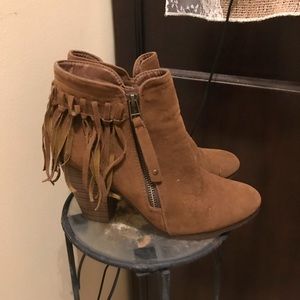 Brown suede fringe boots size 8 m